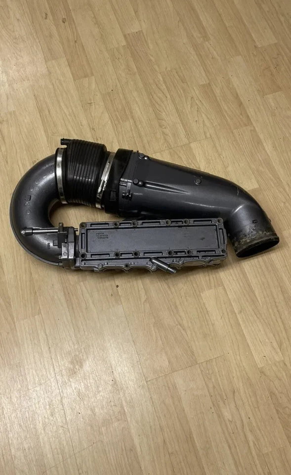 1995 YAMAHA WAVERAIDER 1100 OEM EXHAUST PIPE MUFFLE1997 YAMAHA 63M-41123-00-8S - Image 1 of 1