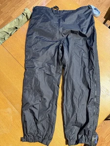 Vintage REI Gore-Tex Rain Pants Men’s L Full Zip Waterproof Hiking Outdoor Black - Picture 1 of 10