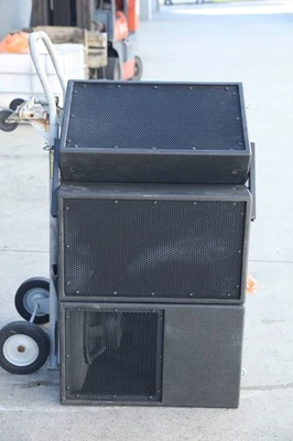 Danley Sound Labs PA System: (2) SH95 Synergy Horn Mains & (1) THmini Subwoofer - Image 1 of 4