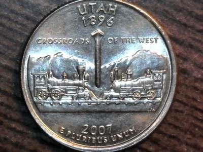 2007-P Utah State Quarter Misaligned Die Error And Die Chips and  Break - Image 1 of 4