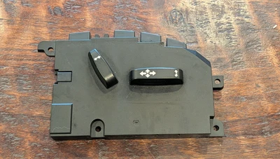 Interruptor de asiento con memoria eléctrica OEM Volvo (derecha) S40 S60 S80 V50 V70 C70 C30 XC60 XC70 Foto 1 de 4