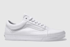 VANS Classic Old Skool Triple White Trainers Size UK 6 New In Box