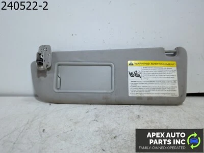 OEM 2007 Audi A6 3.1L Driver Left Sun Visor With Illumination - Изображение 1 из 4