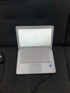 G890 HP CHROMEBOOK g2 14 SMB 14" LAPTOP WHITE CHROME spares or reapirs - Picture 1 of 12