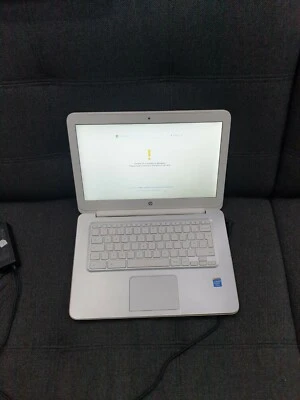 G890 HP CHROMEBOOK g2 14 SMB 14" LAPTOP WHITE CHROME spares or reapirs  - Image 1 of 4