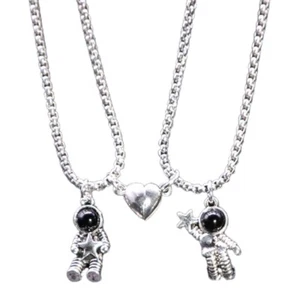 Korean Couple Necklace Male and Female Astronauts Pendant Necklace - Picture 1 of 8