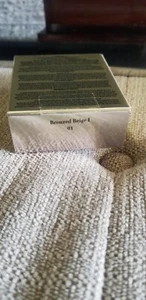 ELIZABETH ARDEN SPONGE - Picture 1 of 3