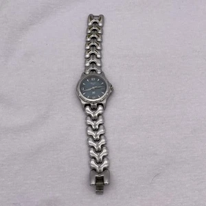 Relic Watch Women Ladies Silver Tone Blue Face Date Window Water Resistant - Picture 1 of 8