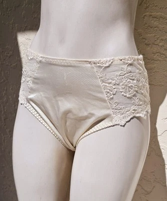Vintage 1996 Victoria’s Secret Ivory Lace Satin Sissy Panties Size XL - Image 1 of 4