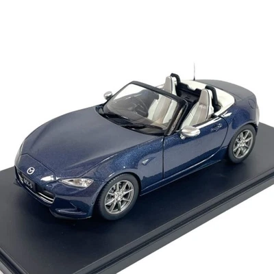 Modellino Auto White Box 1/24 Mazda MX-5 Spider 2019 - Immagine 1 di 4