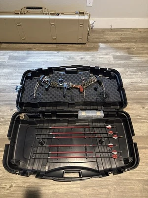 Arco para diestros Mathews Creed XS (cuerdas nuevas) - Paquete listo para cazar Foto 1 de 4