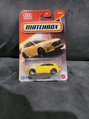 Caja de cerillas Audi E-Tron amarillo #98 Basic Mainline 2025 (estuche J)  Foto 1 de 3