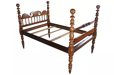 Antigua cama poste de bala de cañón 3/4 no tradicional colonial cerezo siglo XIX Foto 1 de 4