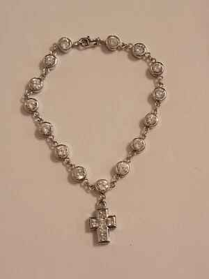 Crystal Bracelet With Dangling Cross Charm Bezel Set Silver Tone - Изображение 1 из 4