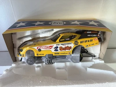 RON CAPPS 2023 NHRA HOT WHEELS SNAKE NHRA FUNNY CAR 1/24 AUTO WORLD DIECAST - Image 1 of 4