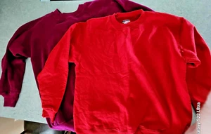Set of 2 Vintage Youth MEDIUM Sweatshirts soft Sweaters Red And Maroon (K2) - Picture 1 of 9