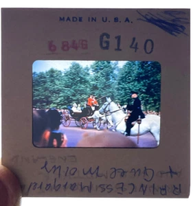 VINTAGE 35MM SLIDE 1960'S - 1970'S VACATION - Picture 1 of 2