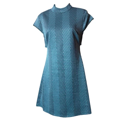 Vestido Corto Teeze Me Junior Talla 5/6 Cuello Simulado Corte Espalda Mezcla Metálica Foto 1 de 4