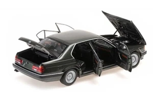 Minichamps BMW 730i (E32) 1986 Green Metallic  1:18 100023004 - Zdjęcie 1 z 1