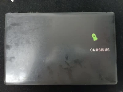 Notebook Samsung NP300E5C - PER RICAMBI / AS-IS - Immagine 1 di 3