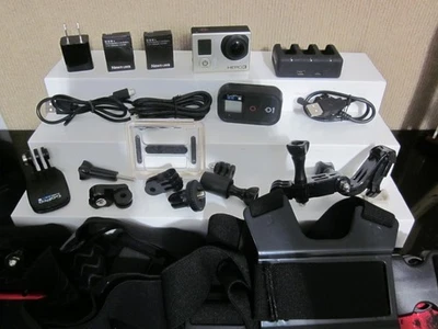 Go Pro Hero 3 w/32 GB MicroSD Memory Card Extra Battery Remote RMTE-001 & Access - Image 1 of 4