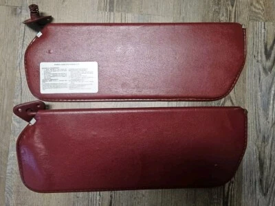 1973 - 1987 雪佛兰 GMC 卡车 Blaser Lt & Rt Sunvisors 红色原始设备制造商通用/PTO 贴纸 — 第 1/4 张图片