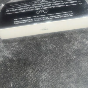 MARC JACOBS ~ STYLE EYE-CON NO.3 PLUSH EYESHADOW PALETTE ~112 THE MOD - Picture 1 of 3