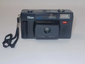 Appareil photo argentique Titan TN20 F 5,6-38mm rare optique vintage Jpan testé et fonctionne - Photo 1/8