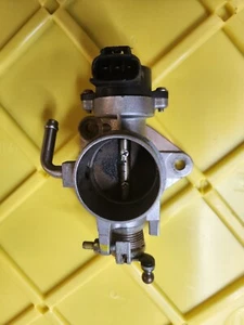 CUERPO ACELERADOR FUERABORDA YAMAHA 50 HP 6C5-85885-00-00 SENSOR USADO AGUA DULCE - Imagen 1 de 11