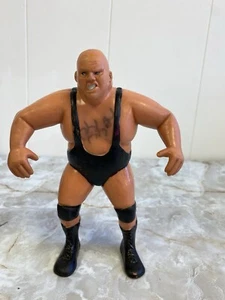 AUTOGRAPHED SIGNED 1985 WWF WWE LJN KING KONG BUNDY Titan Wrestling Figure - Picture 1 of 7