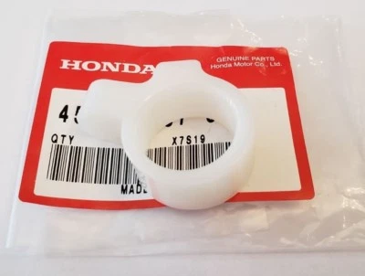 Guía de manguera de cable de freno delantero Honda CR250 CR125 CR500 XR400 CRF450 45468-KS7-830 Foto 1 de 2