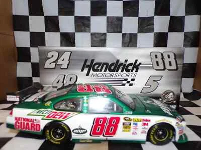 Dale Earnhardt Jr #88 AMP Energy / Guarda Nacional 2010 1:24 Action C880821AMEJ - Imagem 1 de 4