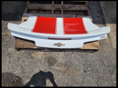 Chevrolet Camaro SS 2014-2015 cupé cubierta trasera tapa alerón D80 pintura blanca Foto 1 de 4
