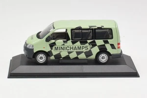 T5002 Volkswagen T5 Bus Green Minichamps Promo Minichamps 1/43 - Imagen 1 de 4