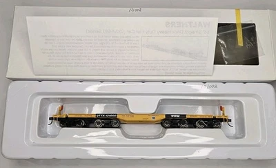 Walthers Gold Line TTX 4-Truck Heavy Duty Flat Car - Image 1 of 3