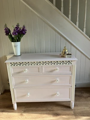 Fab Shabby Chic Chest Of drawers Painted In Farrow &Ball Calamine ( pink)&cream - Image 1 of 4