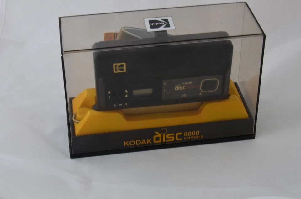 Appareil Photo Kodak Disc 8000 dans sa boite transparente de présentation, 1982, - Photo 1/4
