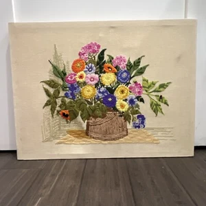 Vintage Floral Crewel Embroidery Bright Flowers 1978 Paragon Pattern 24x18 - Picture 1 of 9