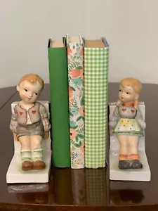 Vintage Ucagco Valentine Girl and Boy Sweethearts bookends - Picture 1 of 11