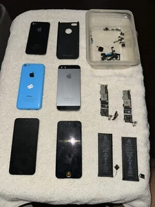 Lot iPhone parts/iPhone;5s,5c,4(screen,housing,batteries,motherboards,ect) - Picture 1 of 3