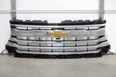 Chevrolet Silverado 2500 3500 HD 2024-2025 parrilla High Country con cámara OEM Foto 1 de 4