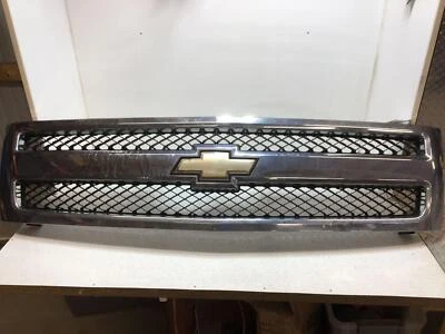 Grille CHEVY SILVERADO 1500 07 08 09 10 11 12 13 - Image 1 of 4