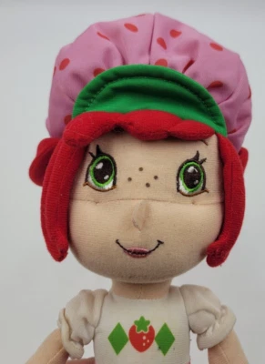 Boneca de pelúcia morango shortcake 10" Kellytoy 2015 - Imagem 1 de 4