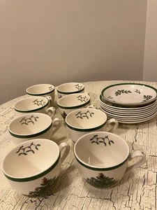 Spode Set Of 8 Christmas Tree Cups And Saucers 1 Saucer Different On Bottom - Picture 1 of 2