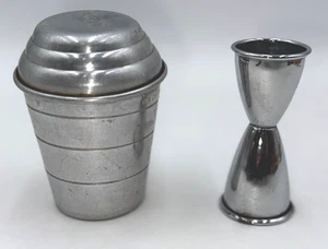 Vintage Mirro Aluminum Cocktail Shaker 2623M & Chrome Double Jigger Barware MCM - Picture 1 of 12