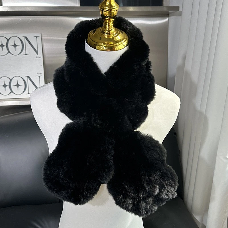 Bufanda de felpa de piel de conejo cálida de invierno hecha a mano bufanda con borde con volantes de doble cara para mujeres Foto 1 de 4