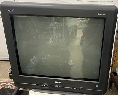 TESTED WORKING RCA TruFlat SDTV 20F424T CRT 20”Television GAMING GREAT PICTURE! - Image 1 of 4
