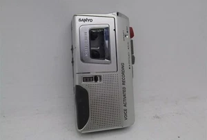 SANYO TRC-590M Micro Cassetta Registratore ad Attivazione Vocale con Riproduzione - TESTATO - Foto 1 di 5