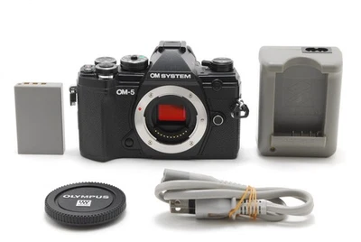 Olympus OM SYSTEM OM-5 Body Black Shuttercount 2,501!! [Mint] #8123527A - Image 1 of 4