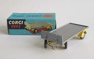 Giocattoli Corgi anni 50 n. 101, Rimorchio Piattaforma, - Ottime condizioni perfette come nuovo. - Foto 1 di 12